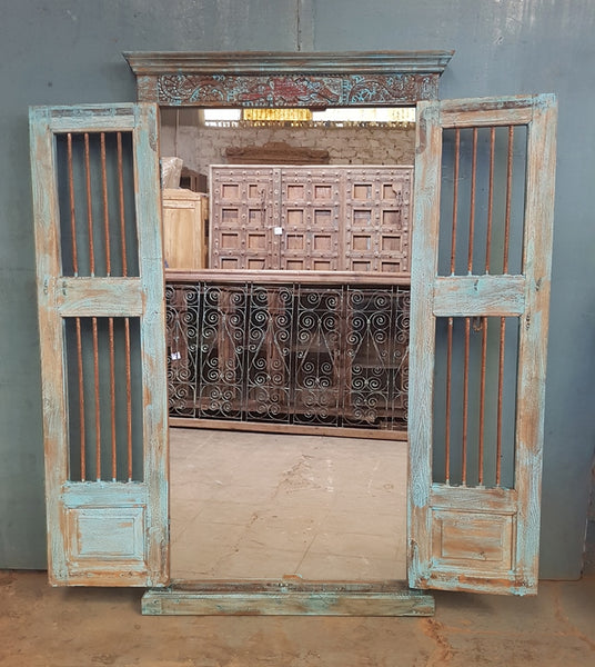 Shutters with Mirror Detail