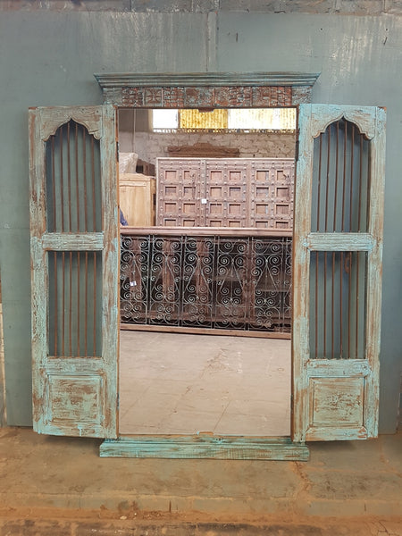 Shutters with Mirror Detail